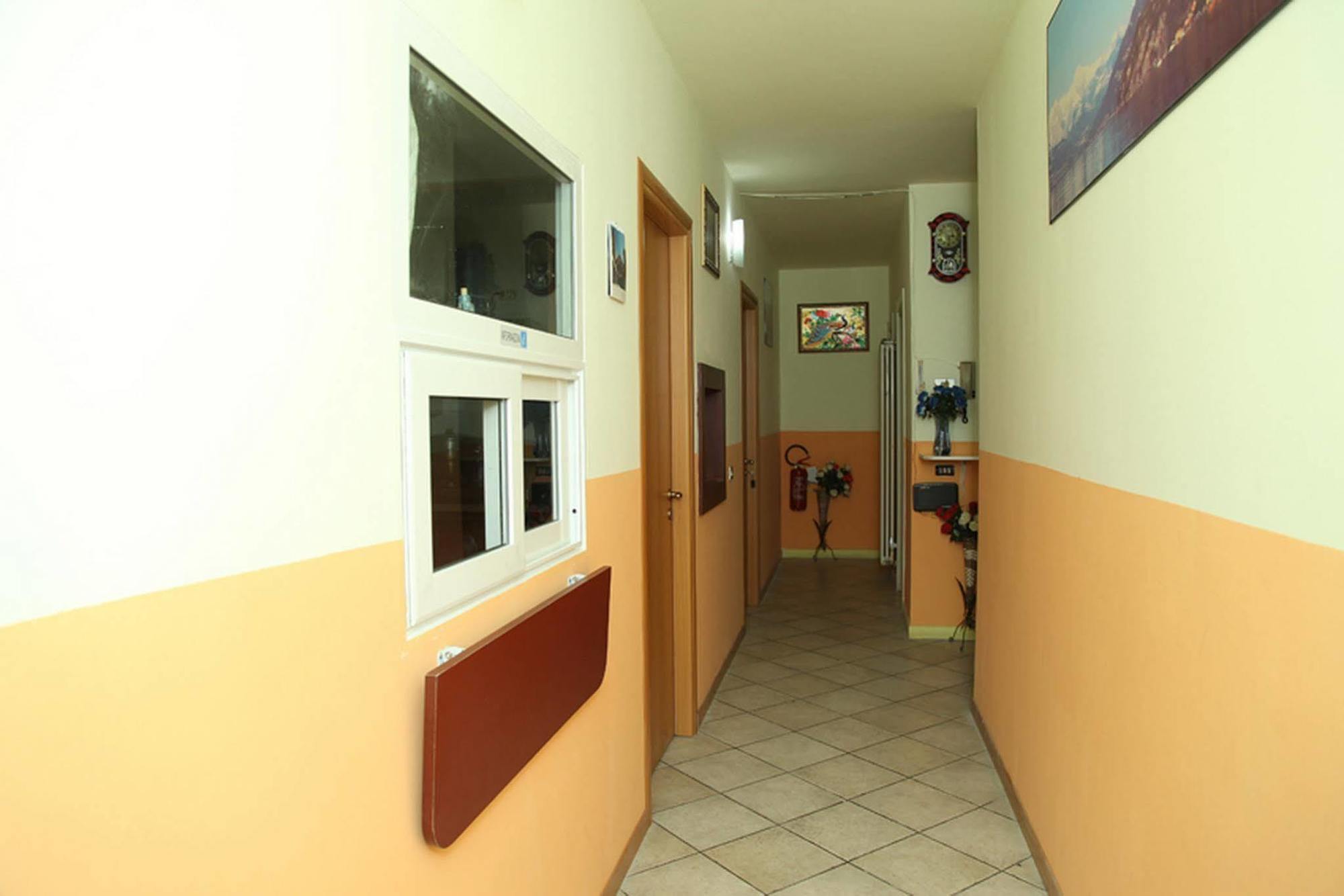Lovely House Ξενοδοχείο Μιλάνο Εξωτερικό φωτογραφία
